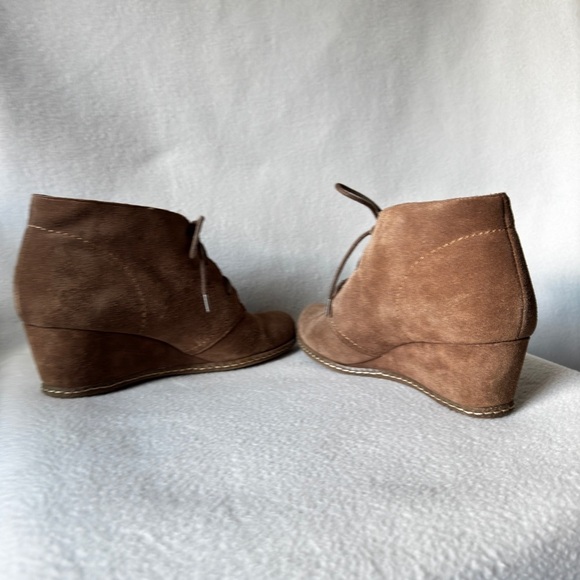 Franco Sarto Women’s Size 9 Brown Leather Suede Lace Up Ankle Wedge Boots - Picture 4 of 16